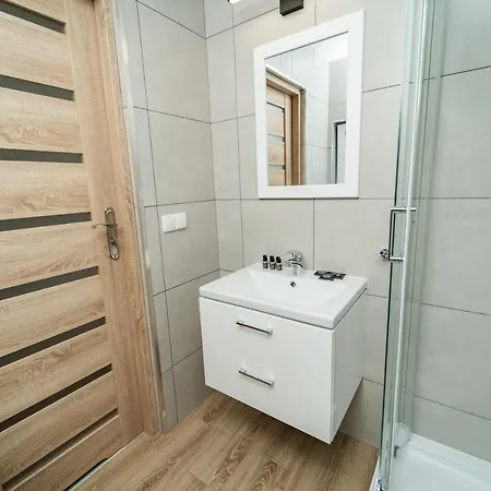 Apartview House Dolina Partecznik By Rent Like 別荘 ヴィスワ